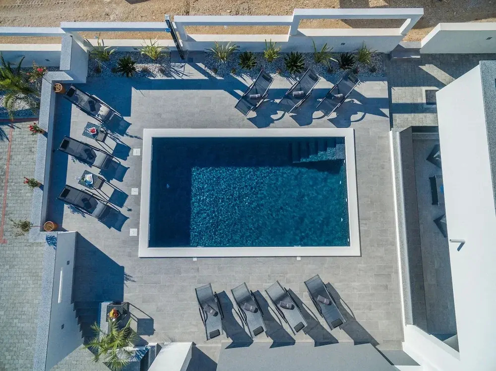 Villa Magnifica Penthouse with Jacuzzi