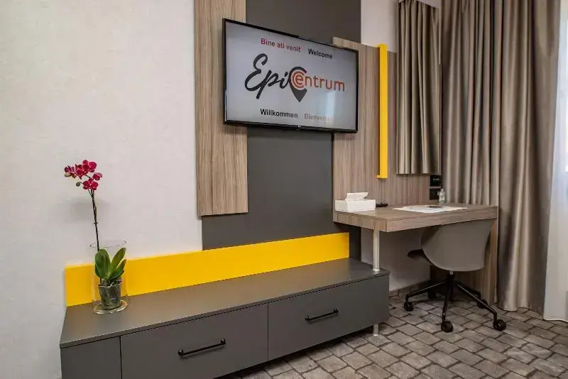 Double Studio with balcony (twin beds)
