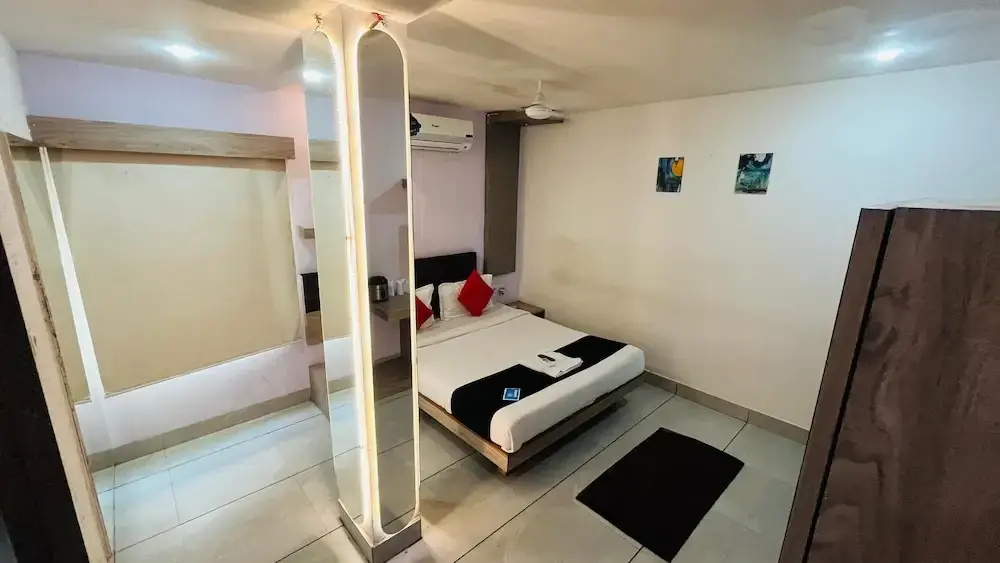 Comfort room