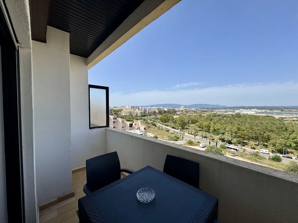 Praia DA Rocha Twins 5 by Homing