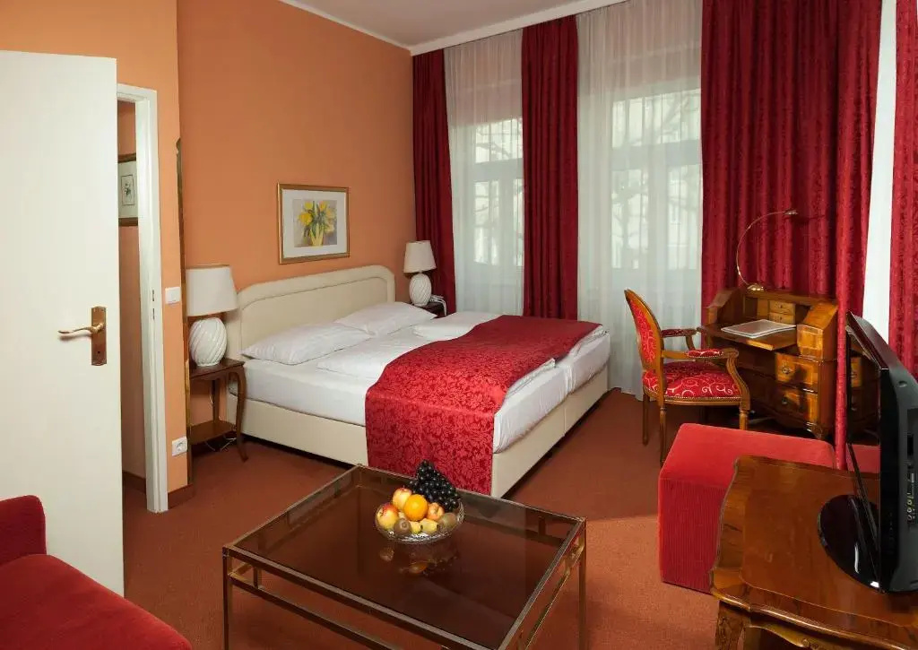 Hotel Vier Jahreszeiten - Chambres