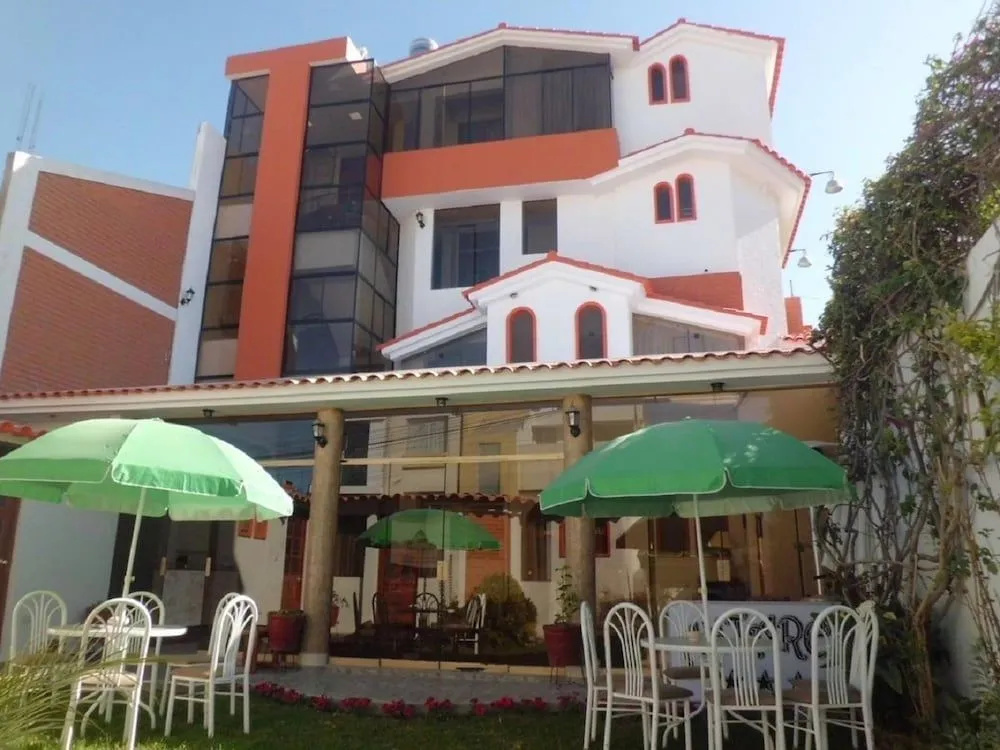 Hotel photo 12