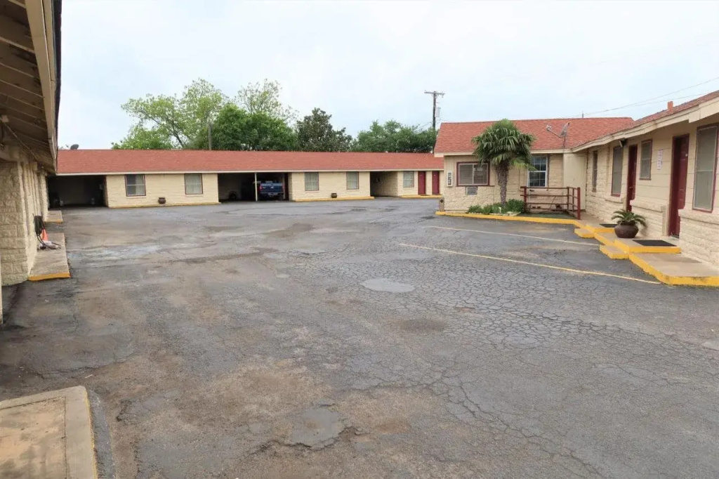 Royal Inn