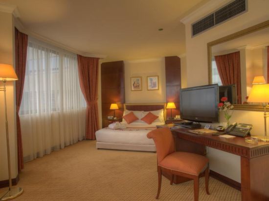 Al Diar Dana Hotel