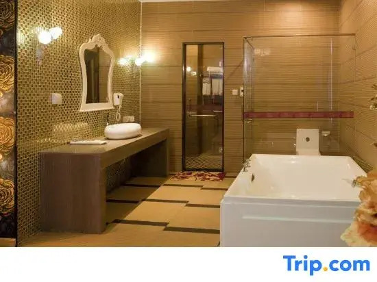 Номер Deluxe в Yiyue Express Hotel