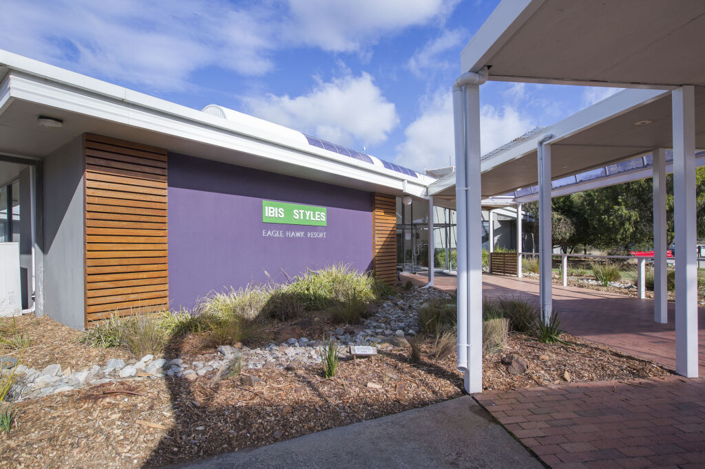 ibis Styles Canberra Eaglehawk by null