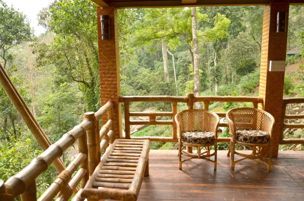 Balcony & Terrace