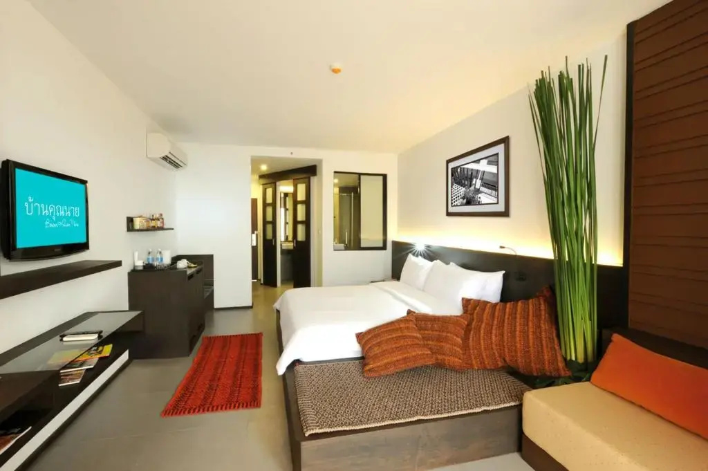 Deluxe Double room (full double bed)