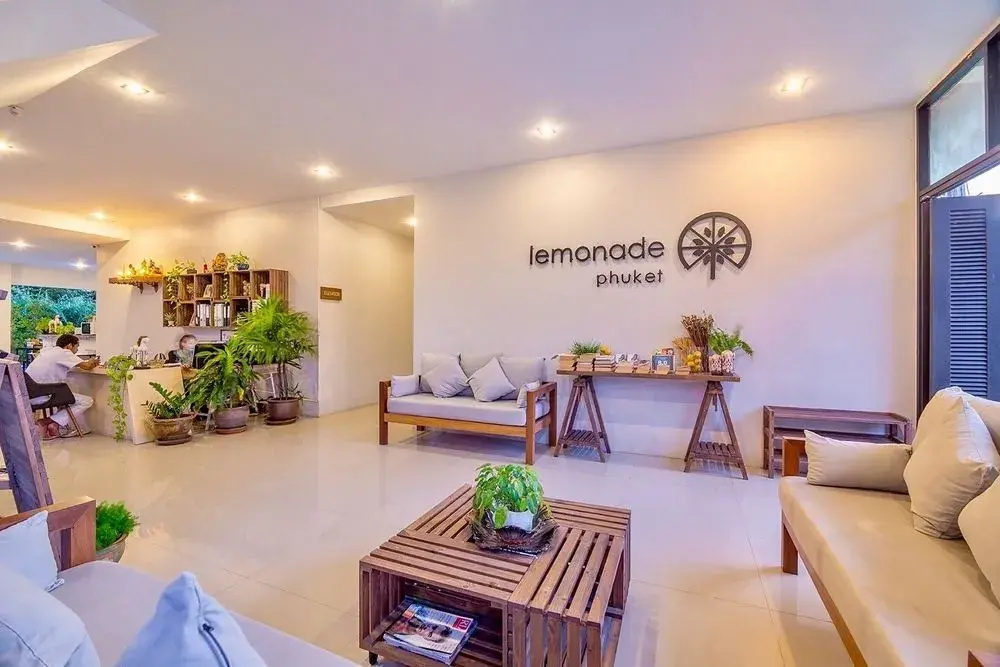 Lemonade Phuket Hotel — фото