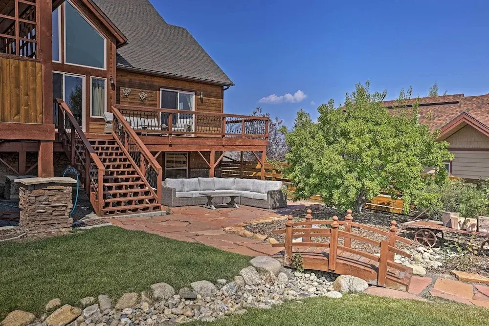 Golf, Ski & Hike: Luxe Group Getaway in Granby!