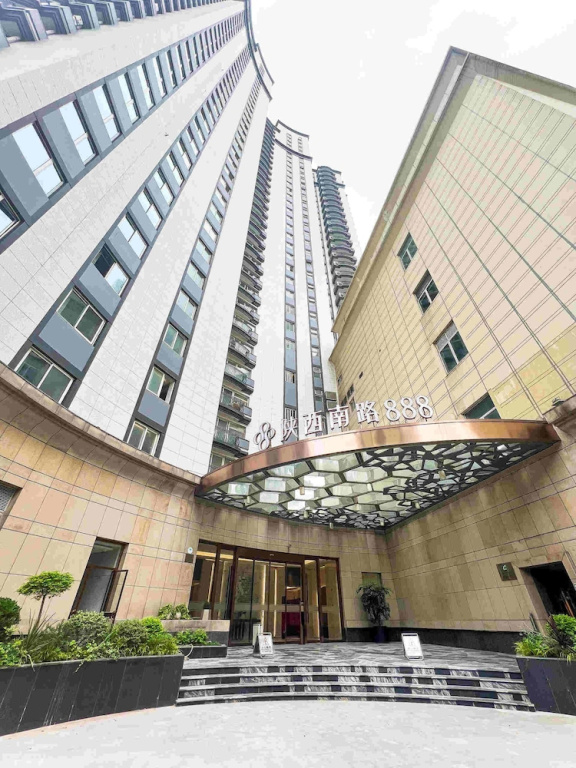 Tyms APT Hengshan RD Near IAPM K11 Line9 in Shanghai
