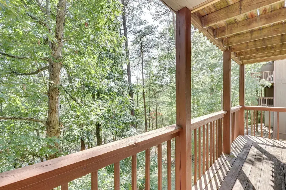 Bryce Resort Getaway w/ Sauna, 1 Mi to Lake Beach!