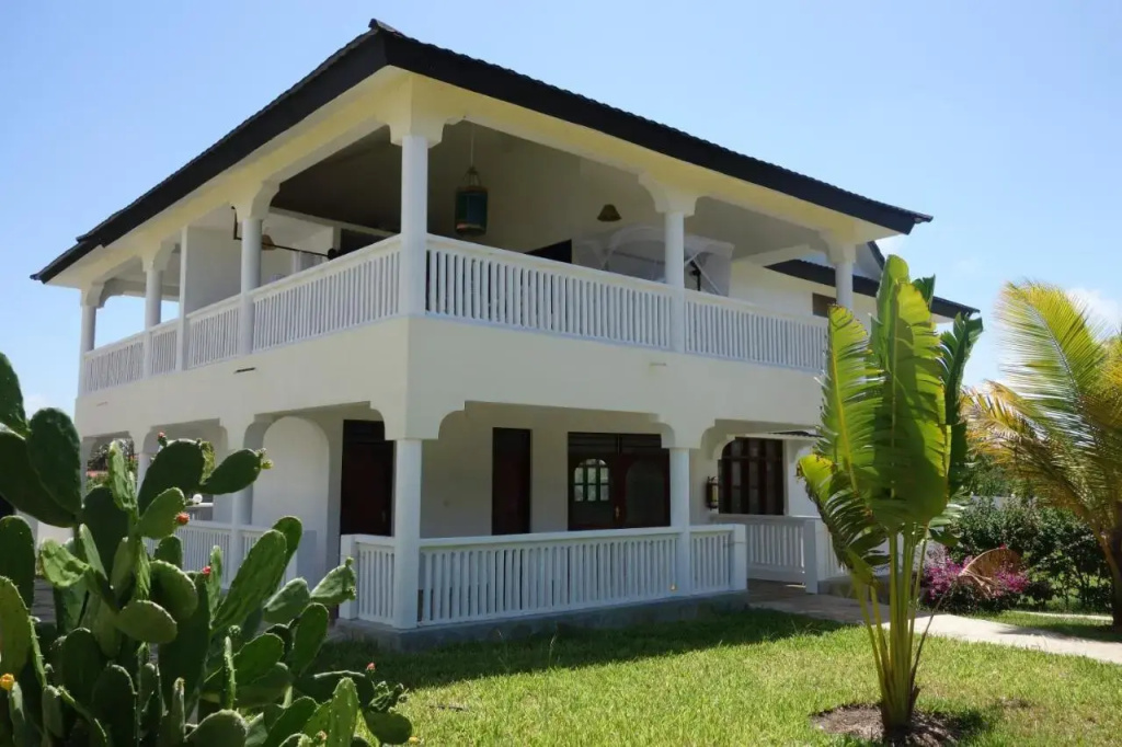 Diani Star Beds