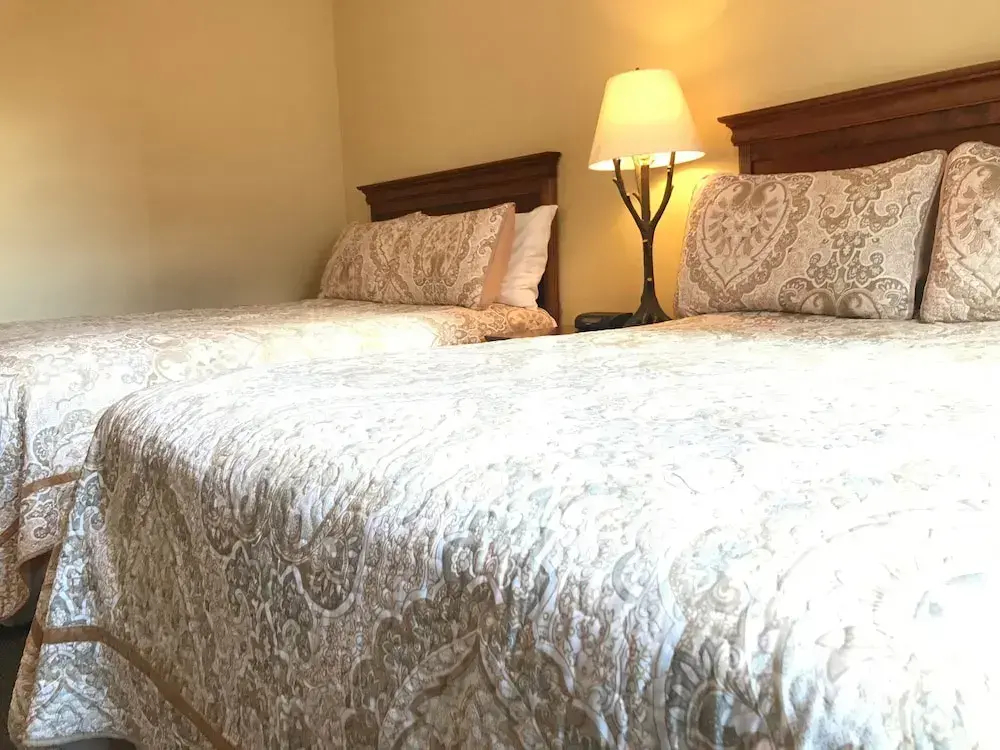 尊爵四合一豪華套房，配有雙人床