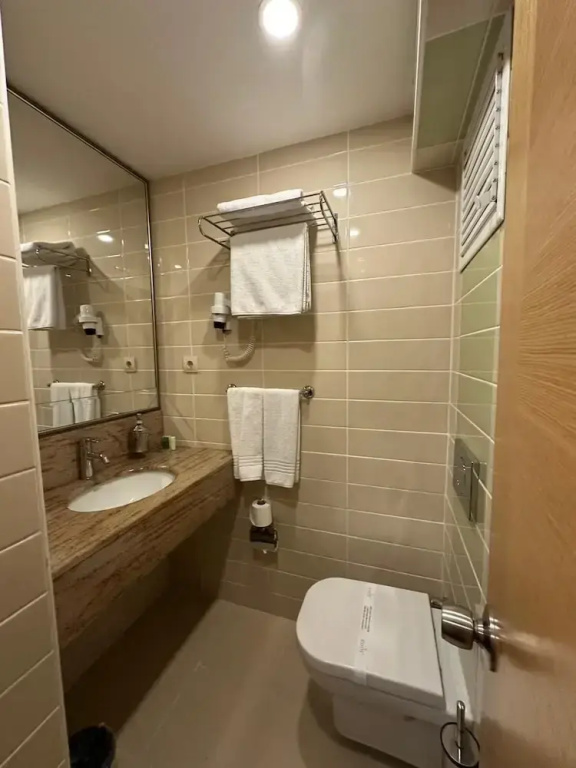 Standard room with city view