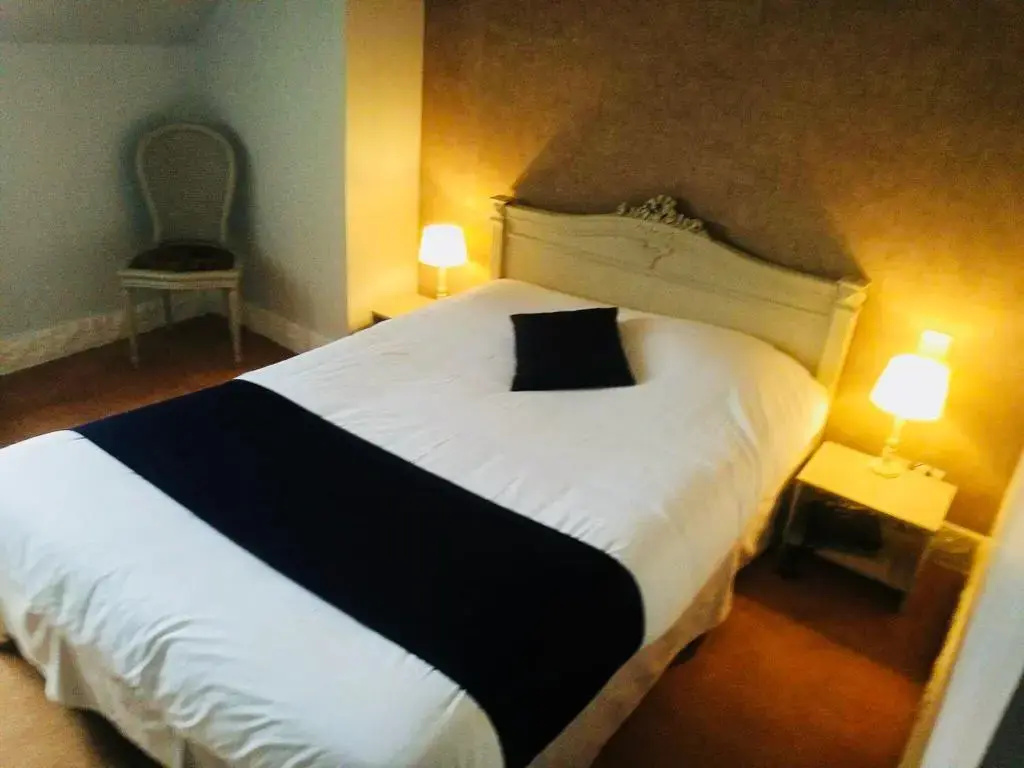 Voir la photo 3 — Le Cheval Blanc