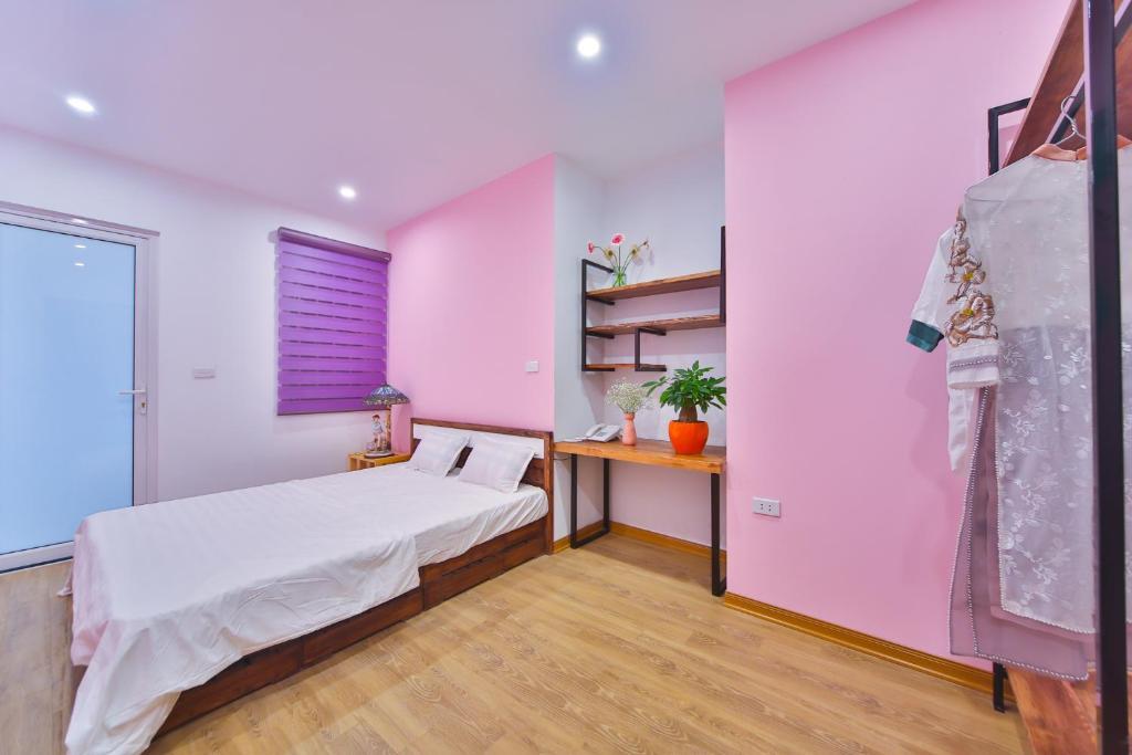 Двухместный номер Standard двуспальная кровать в Lakeside House - Hanoi