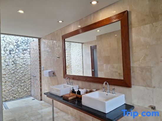Abi Bali Resort And Villa