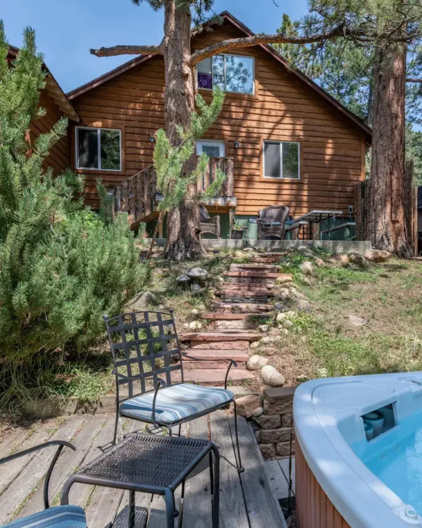 Superior Cottage