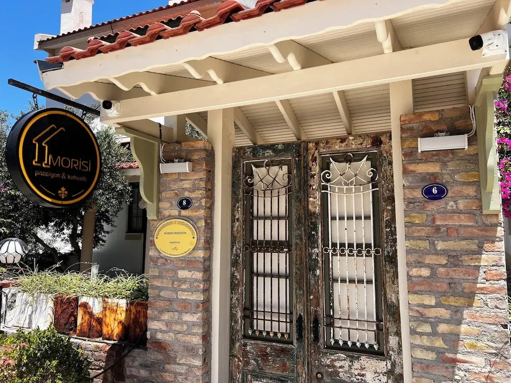 Morisi Pansiyon Karaburun