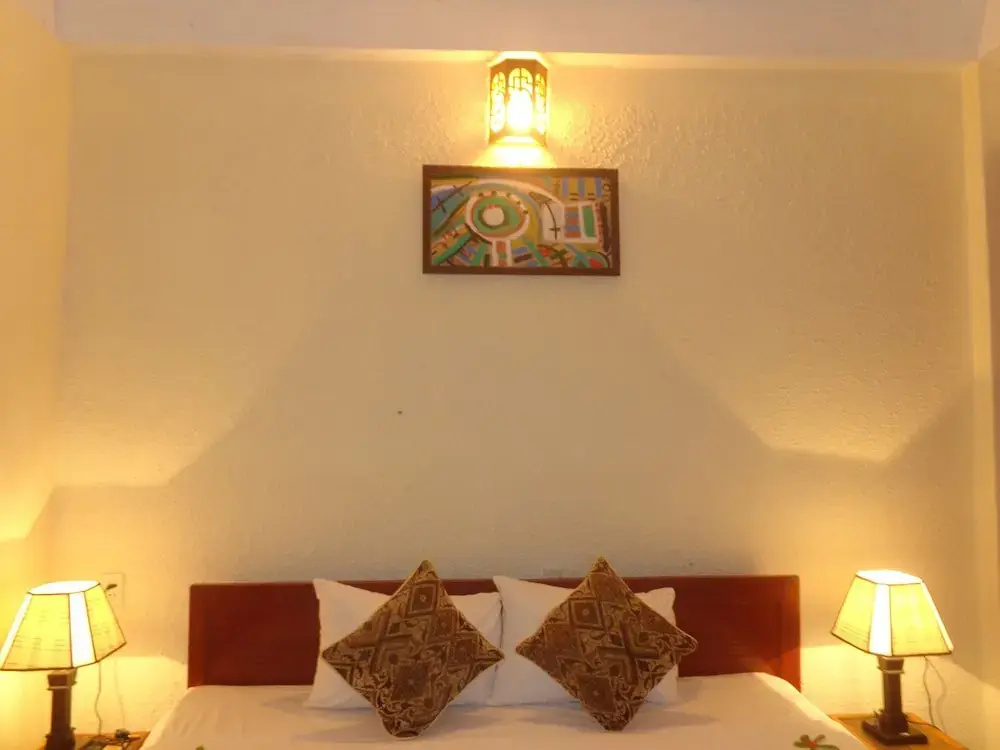 Deluxe Double room (full double bed)
