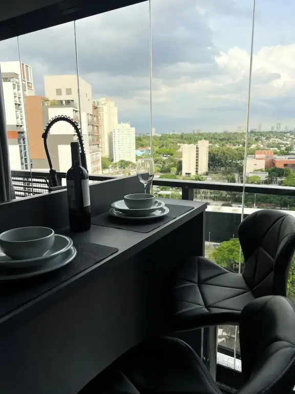 Studio Executivo 230m do metro Brooklin