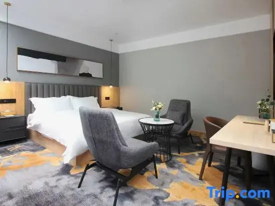 Premier room