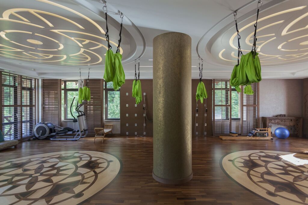 Crowne Plaza Borjomi