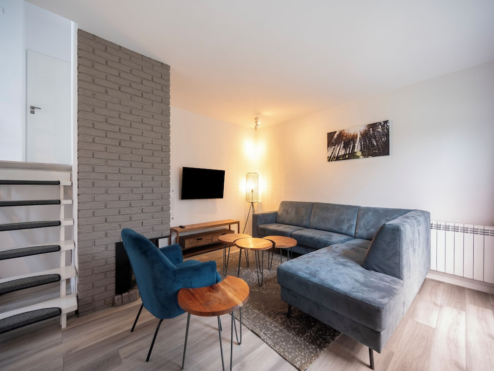 Family Apartment with balcony