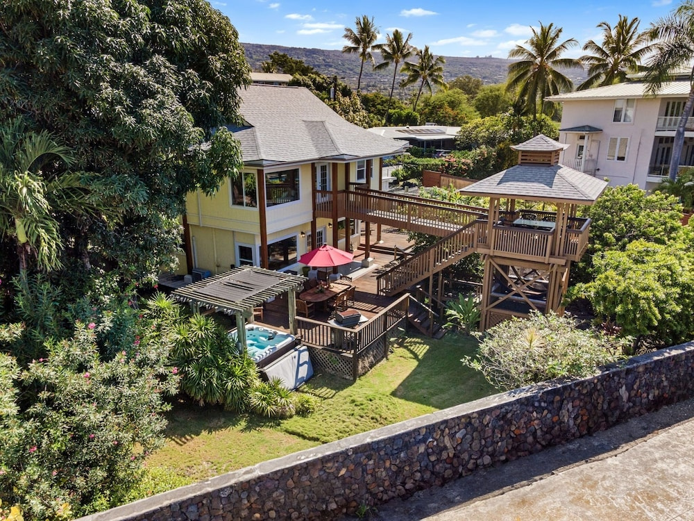 Kai Vista 2 Bedroom Home by RedAwning
