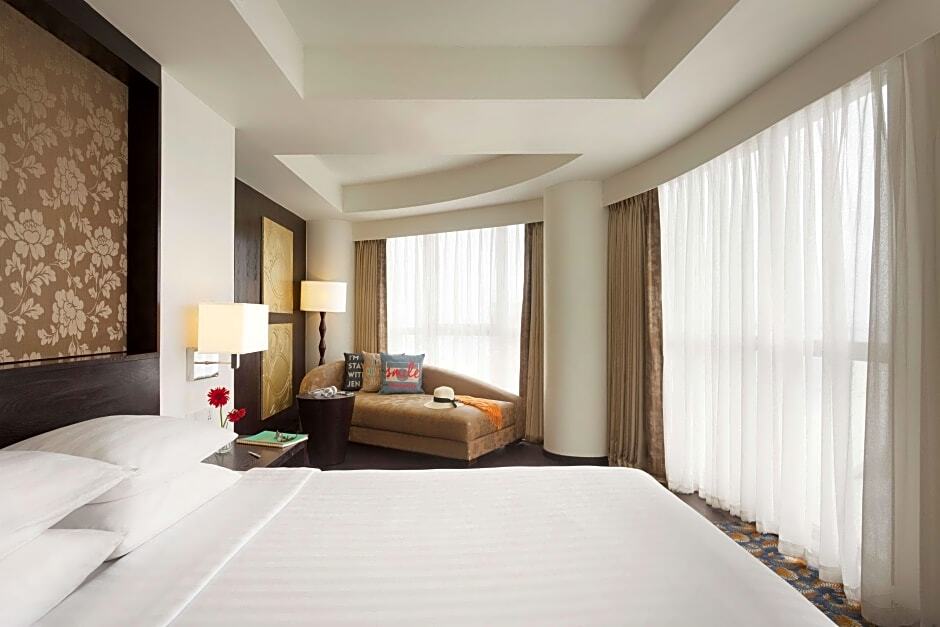 Hotel Jen' At Male