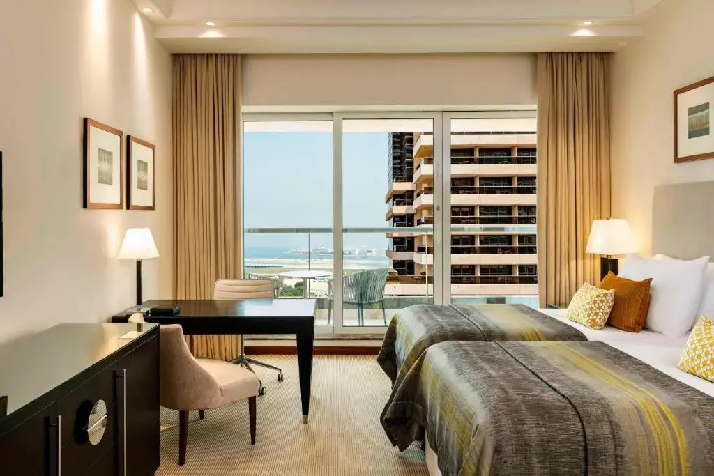 Двухместный номер Deluxe (2 отдельные кровати) в Grosvenor House, a Luxury Collection Hotel, Dubai