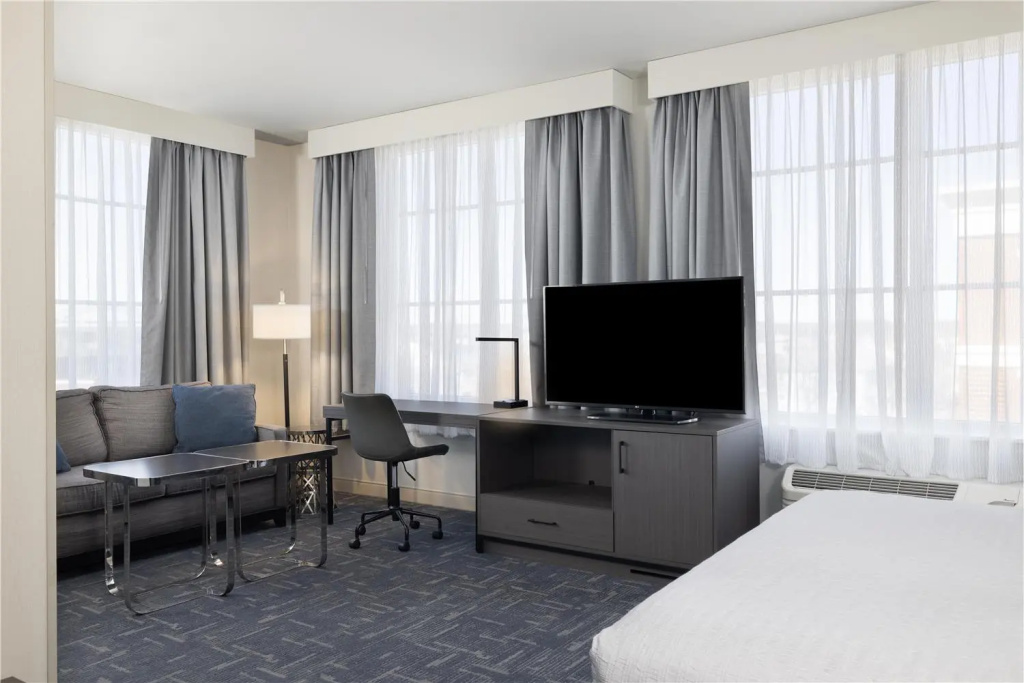 Hampton Inn & Suites Portsmouth Downtown - Chambres