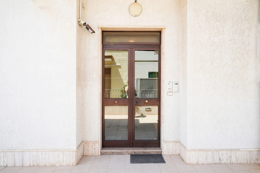 Appartamento a Torre Canne con Balcone