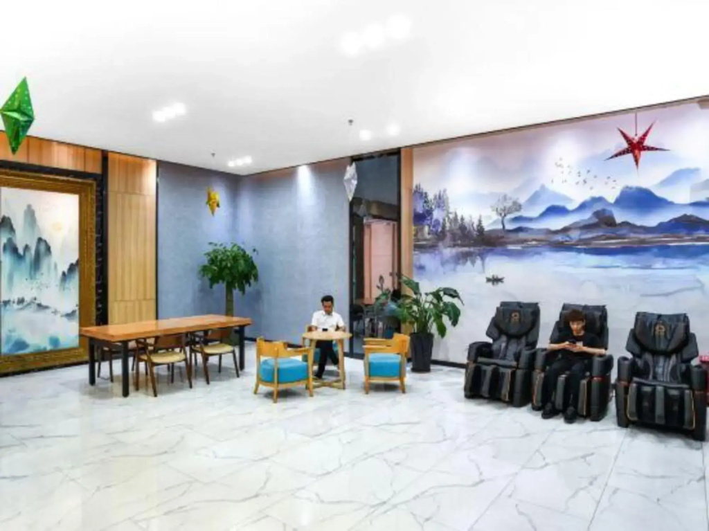 Hotel photo 13
