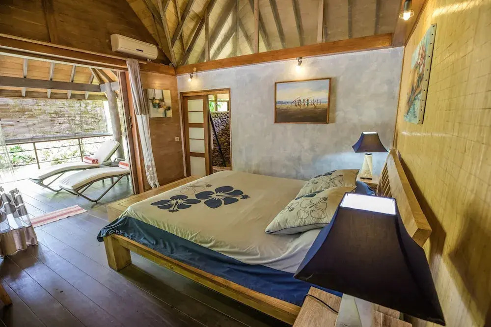 Green Lodge Moorea by null
