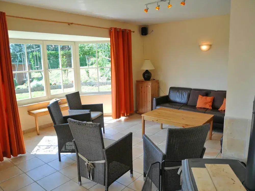 Chalet in Somme-leuze With Hot Tub & Sauna - фото 6