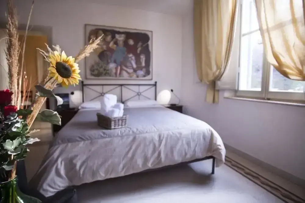 Standard Triple room with balcony