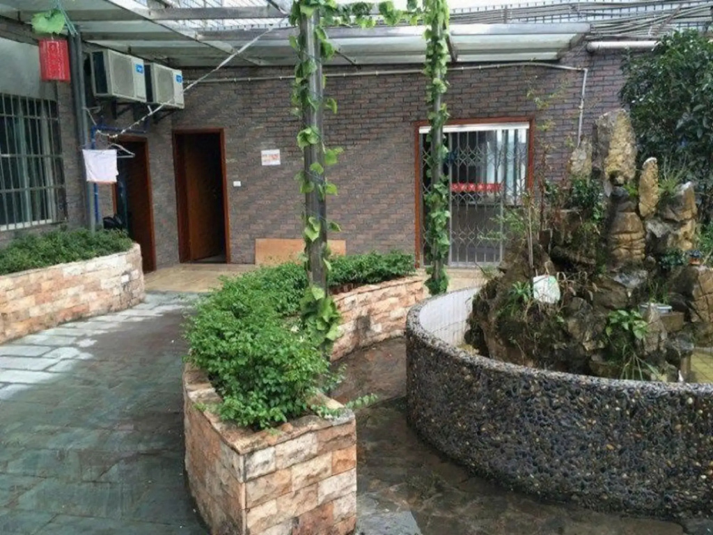 Zhongxian Qiaolin Hotel