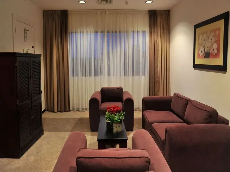 Lobby & Reception
