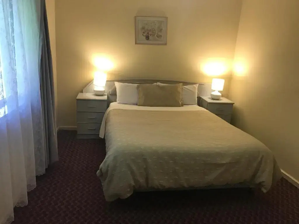 1 Bedroom Double Apartment (full double bed)