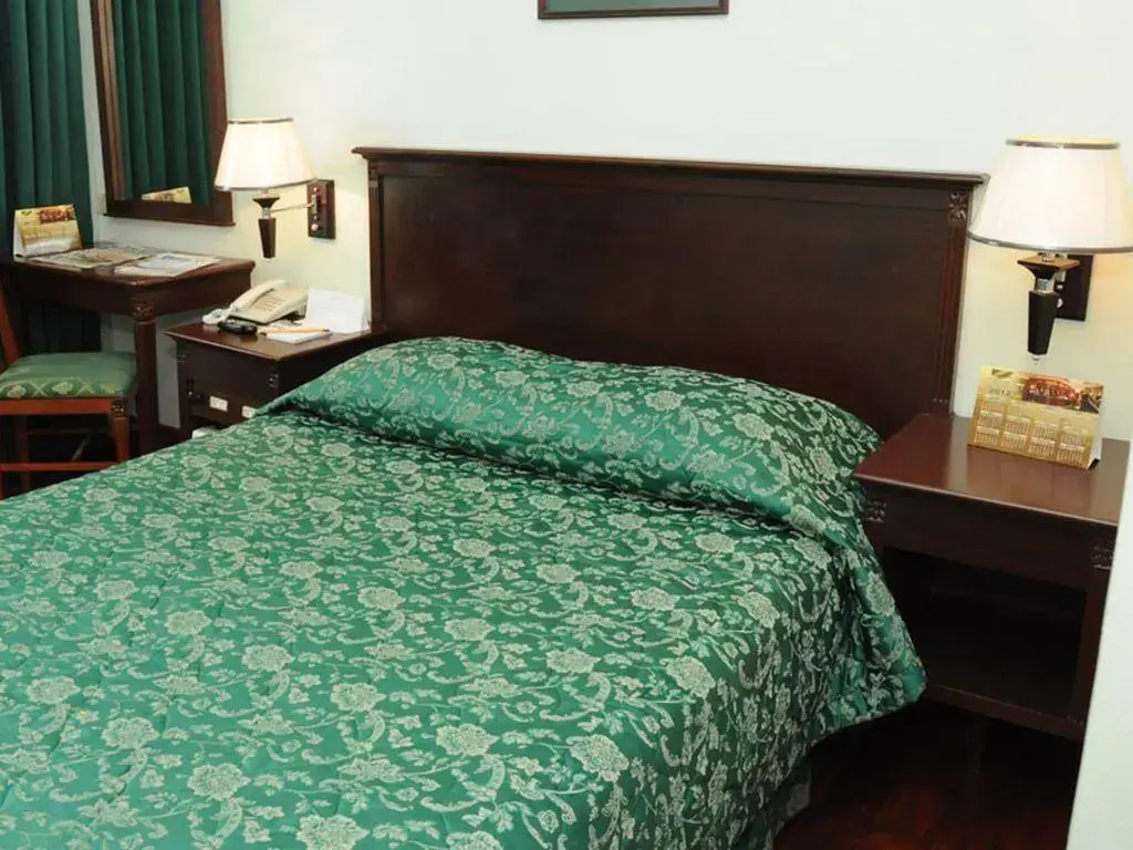 Superior Double room (full double bed)