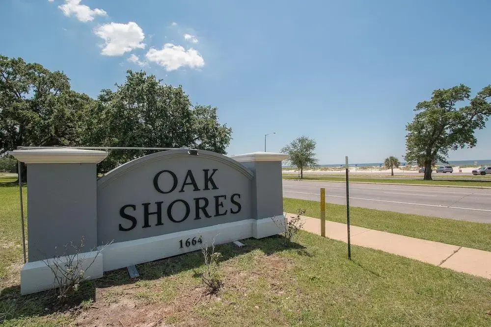 Oak Shores-Oak Shores Studio 56