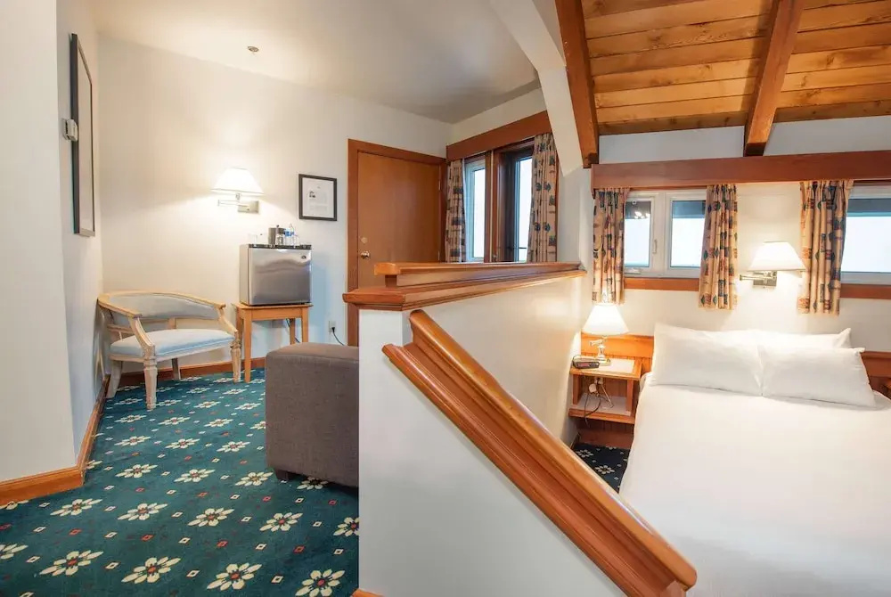 Double room with ocean view (full double bed)