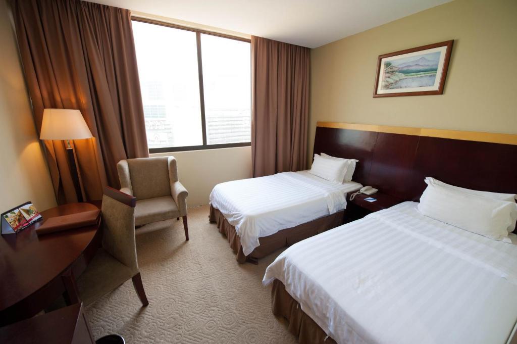 Gaya Centre Hotel
