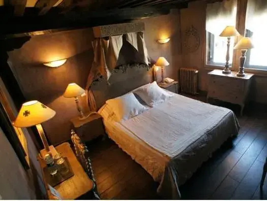 Comfort room