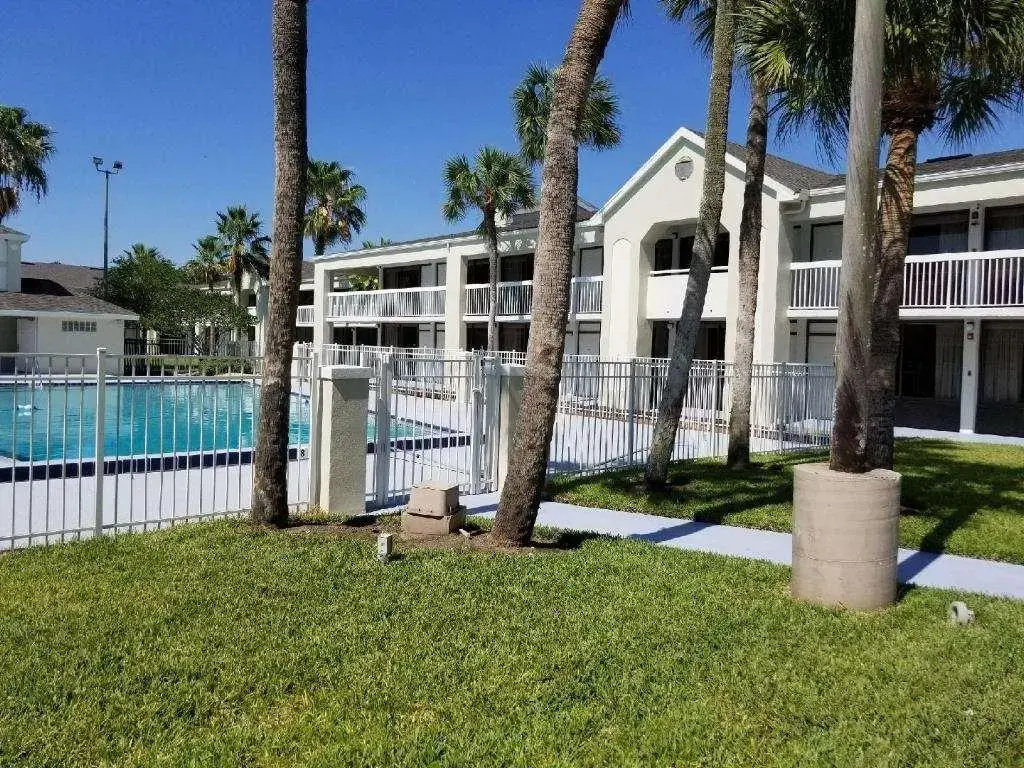 GreenPoint Hotel Kissimmee - Chambres