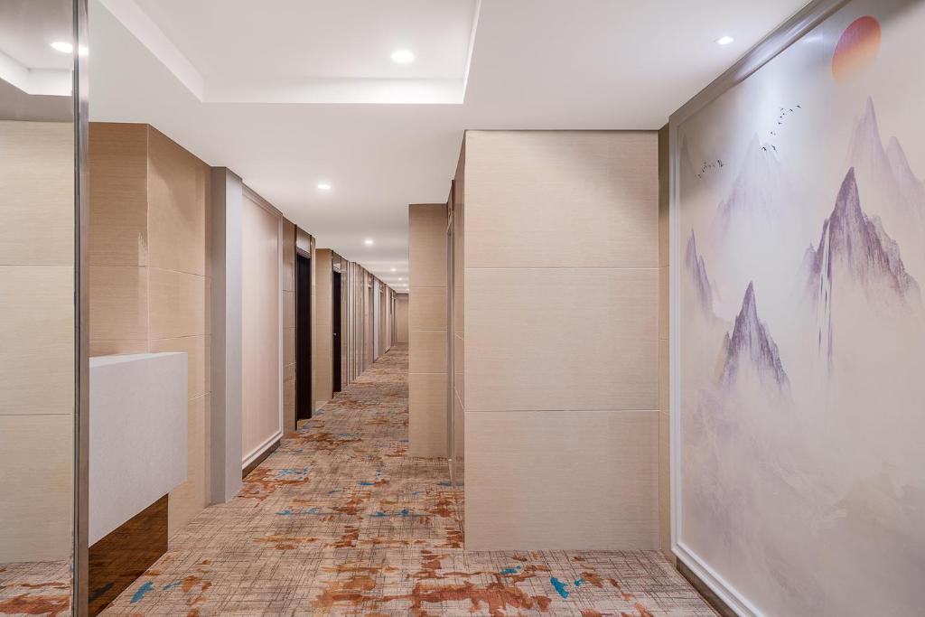 Frida Hotel Guangzhou Baiyun Airport - фото 12