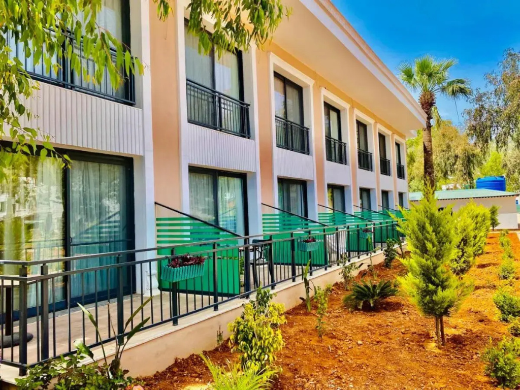 Polaris Hayat Motel