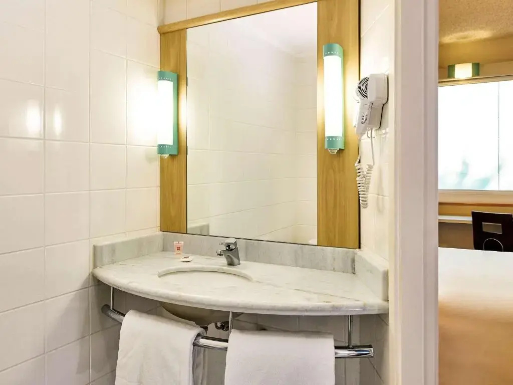 Standard Double room (twin beds)